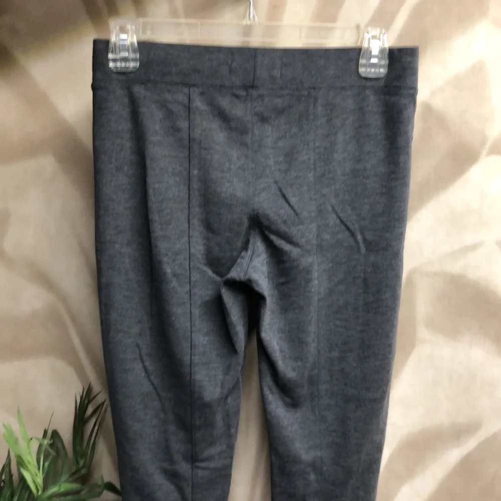 Gray stretchy‎ leggings